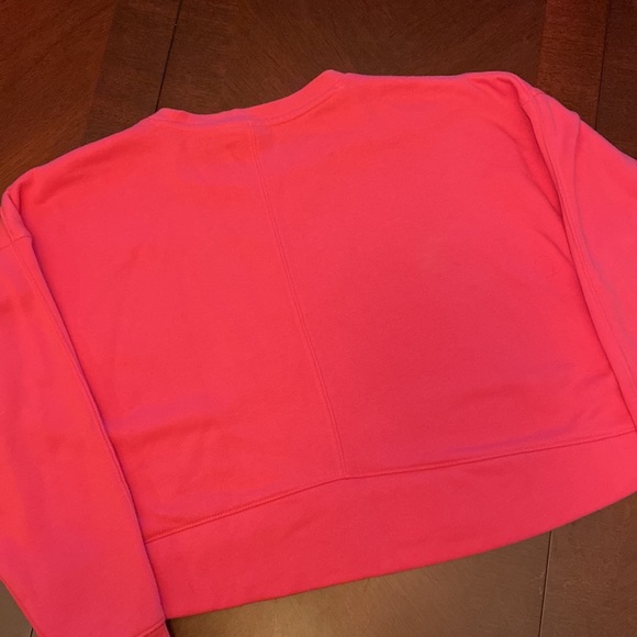 Sweatshirt solid pink long sleeve, boxy sz XS - Picture 2 of 4